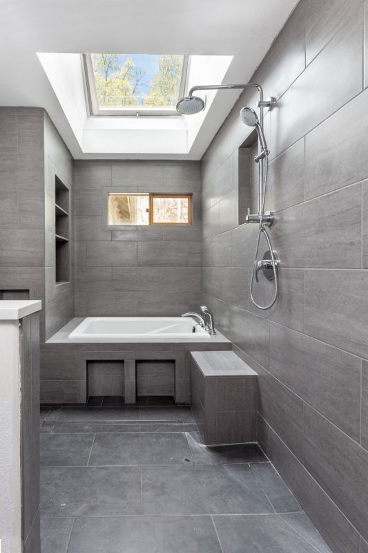 Best Bathroom Renovation Contractors in Sylvania, OH